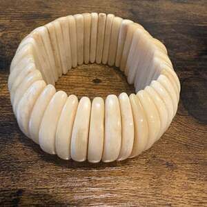 Vintage Hand-Carved Bovine Bone Stretch Bangle Bracelet